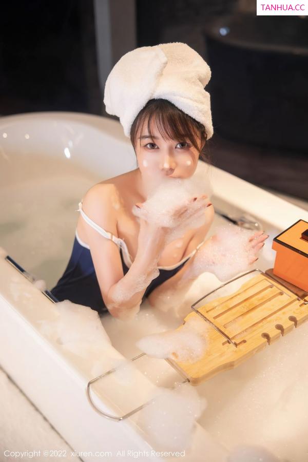 婠婠么  [XiuRen]高清写真图 2022.08.23 No.5477 婠婠么第37张图片
